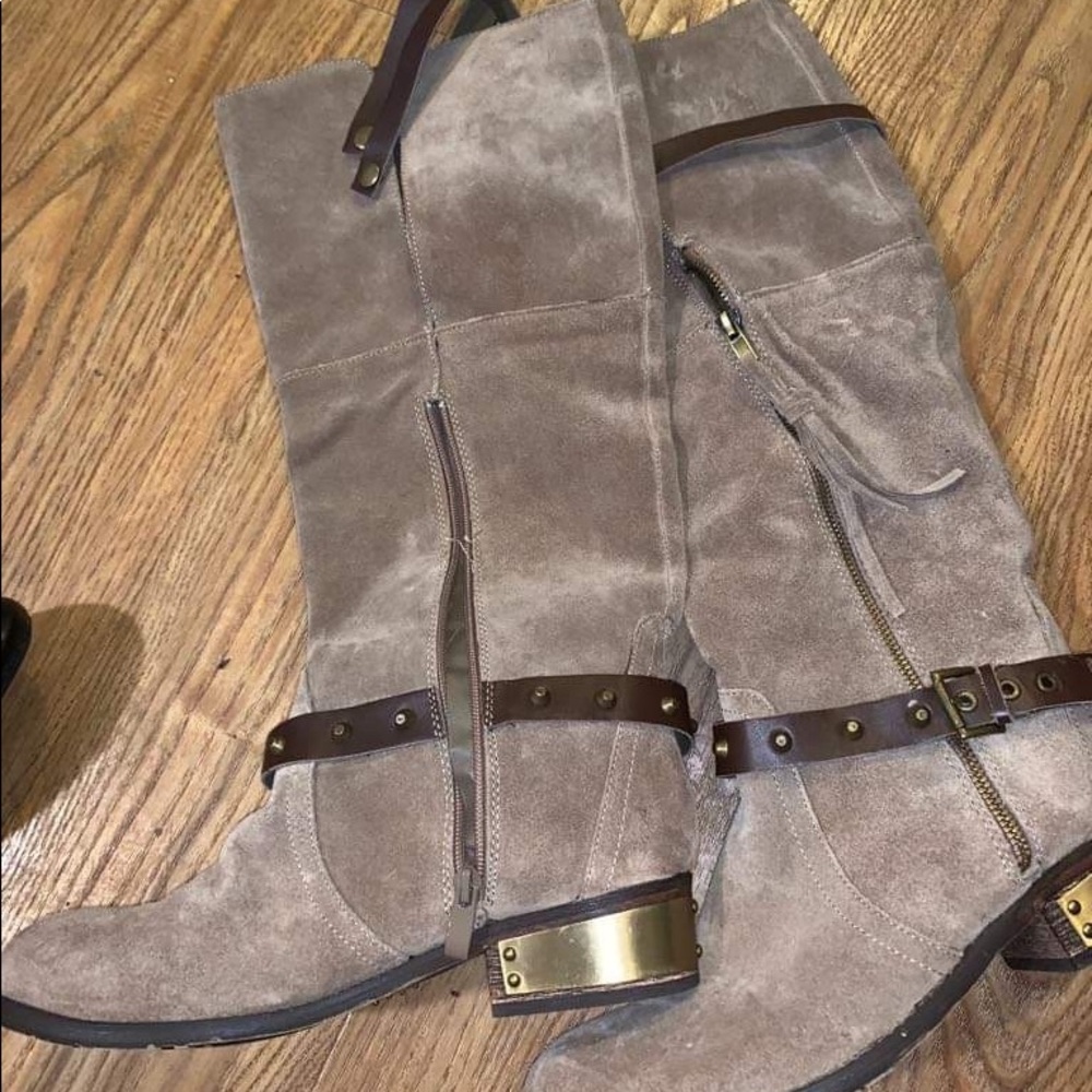 Olive/Tan suede boots